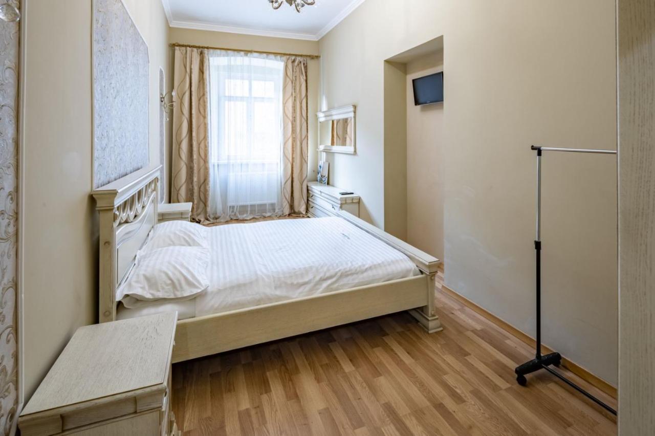 Romari Сербська 9 Apartment Lviv Exterior photo
