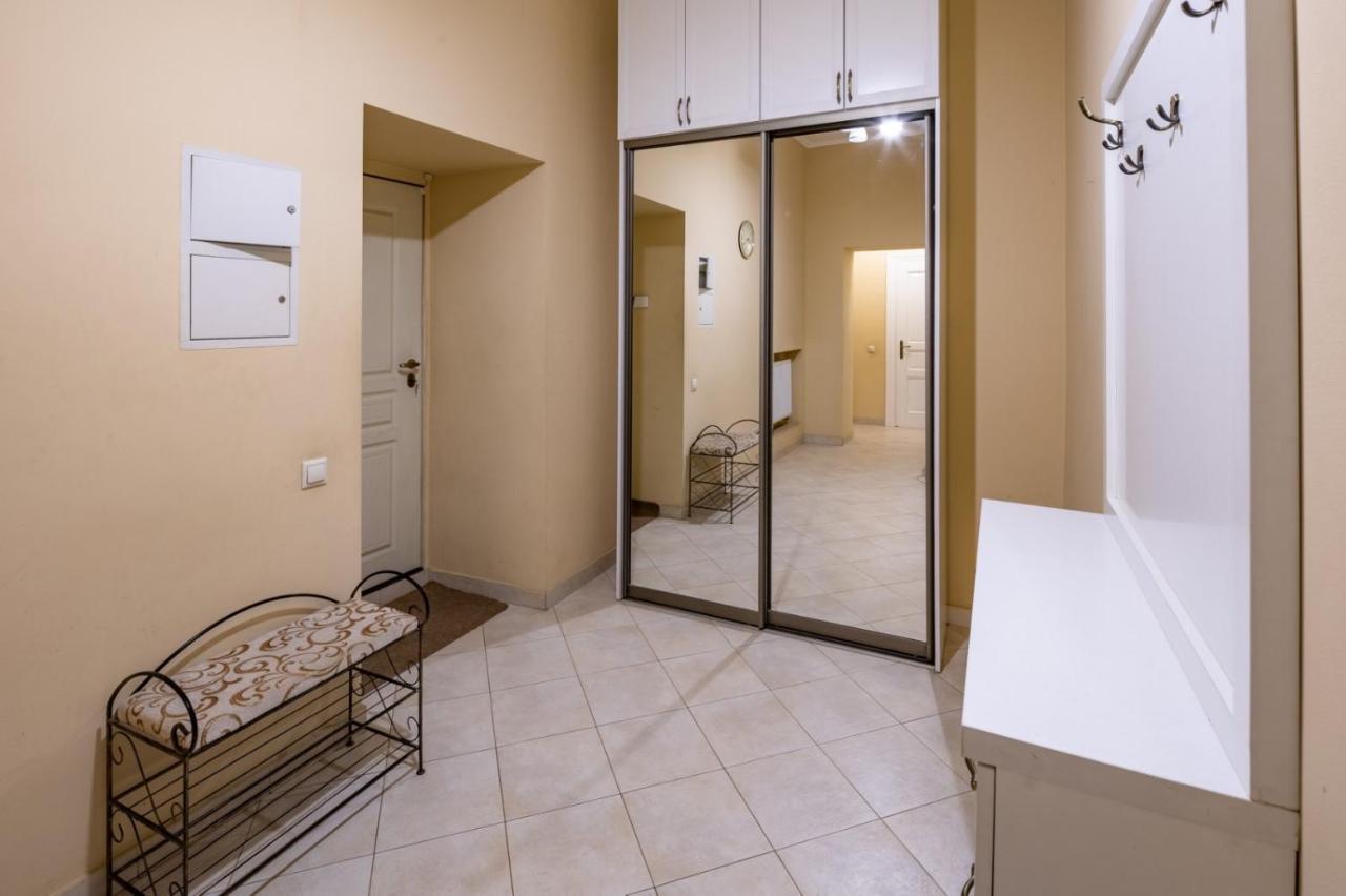 Romari Сербська 9 Apartment Lviv Exterior photo
