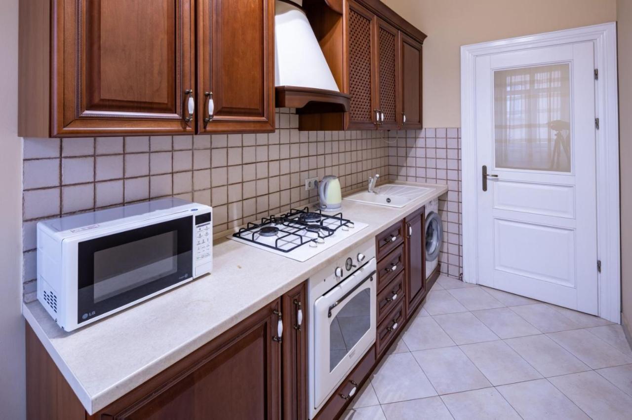 Romari Сербська 9 Apartment Lviv Exterior photo